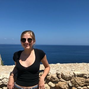 Meet your Posher, Bblair